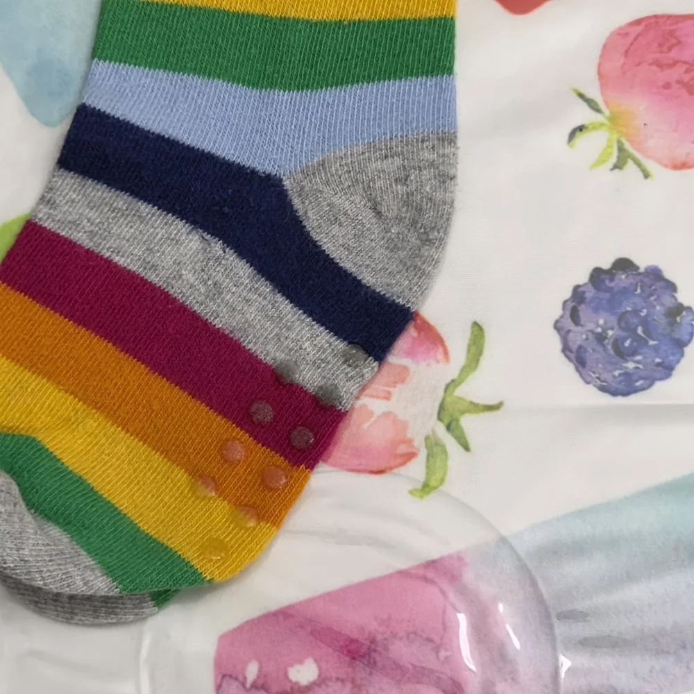 Gymboree Girls Colorful Bright Rainbow Striped Grey Tights Size 4t-5t
